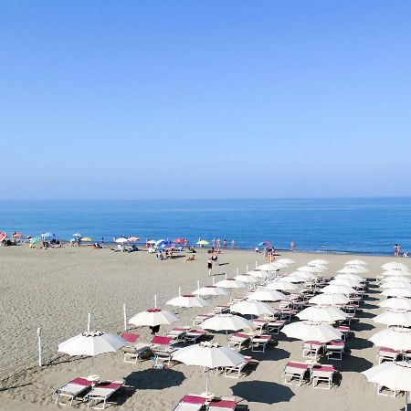 Villa Locazione Turistica Ponente 6 Marina Di Bibbona Esterno foto